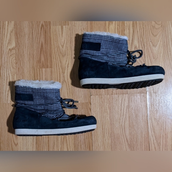 FINAL PRICE The Original Moon Boot 9 EU 40 Women's Houndstooth Snow Boots Rare - Picture 2 of 5